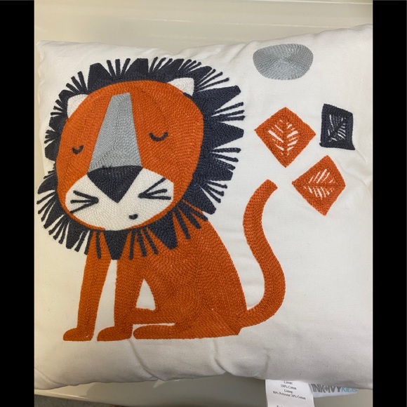 Ink & Ivy Kids Other - ❤️3/$30 Ink & Ivy Kids Lion 🦁 Throw Pillow New